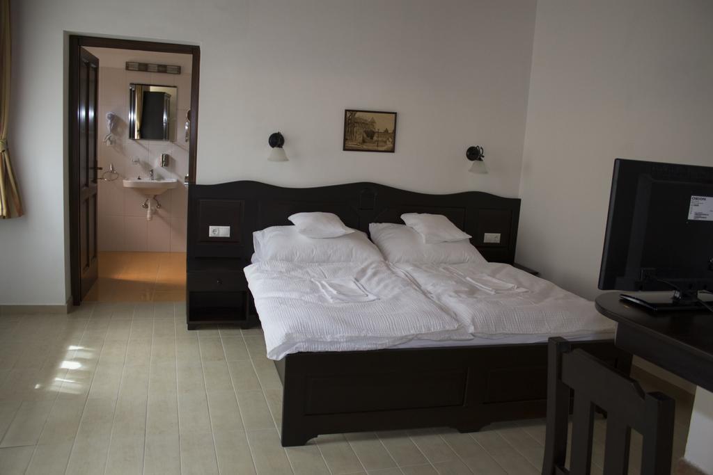 Pekapartman Koszeg Exterior photo